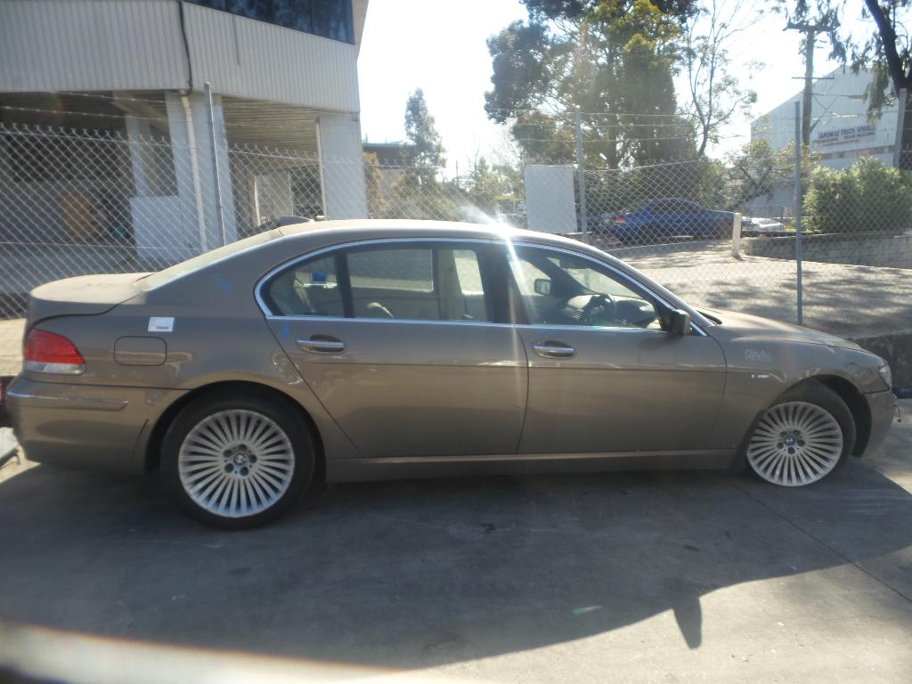 View Auto part Differential Centre Bmw 7 Series 2007