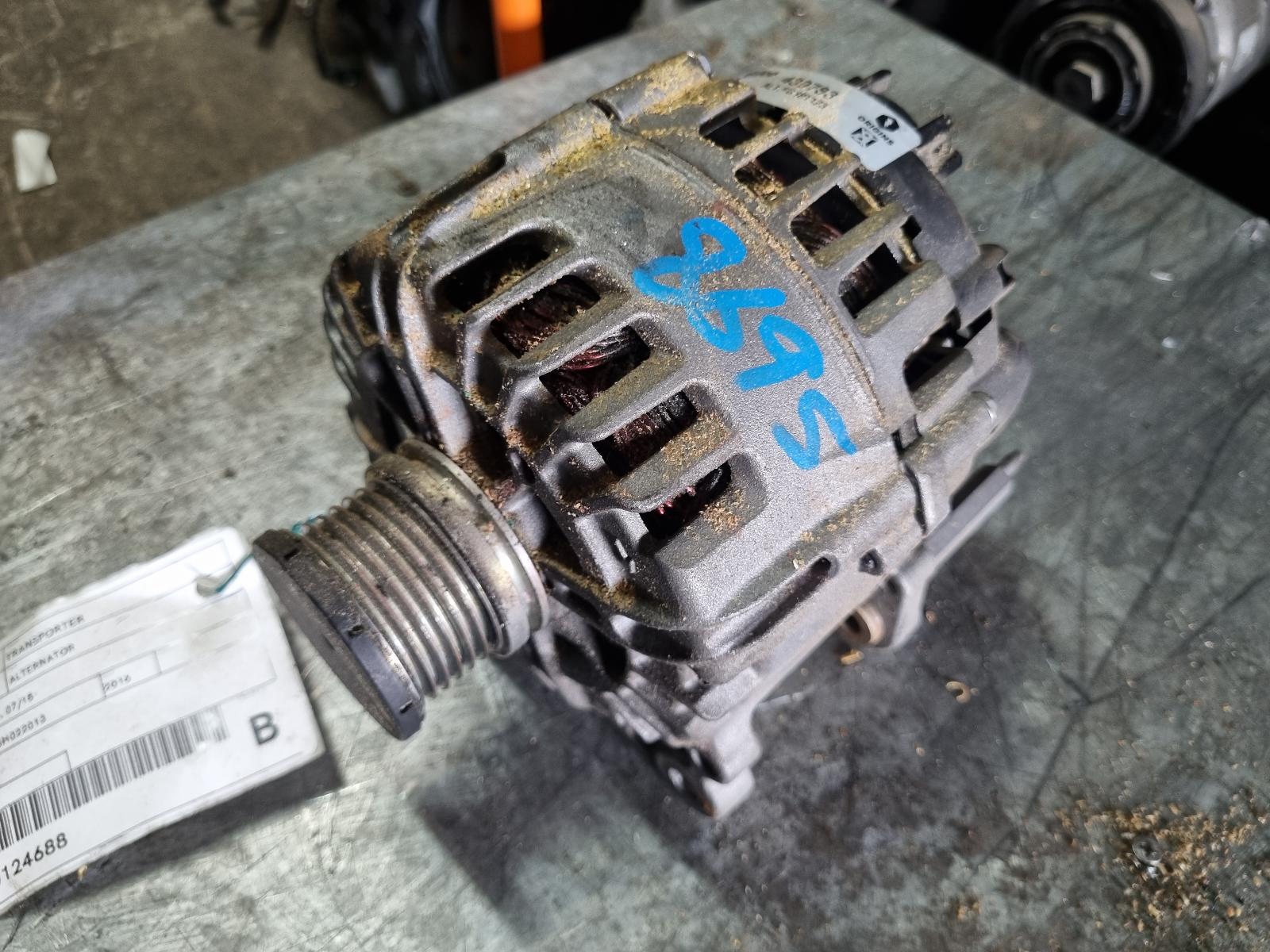 View Auto part Alternator Volkswagen Transporter 2016
