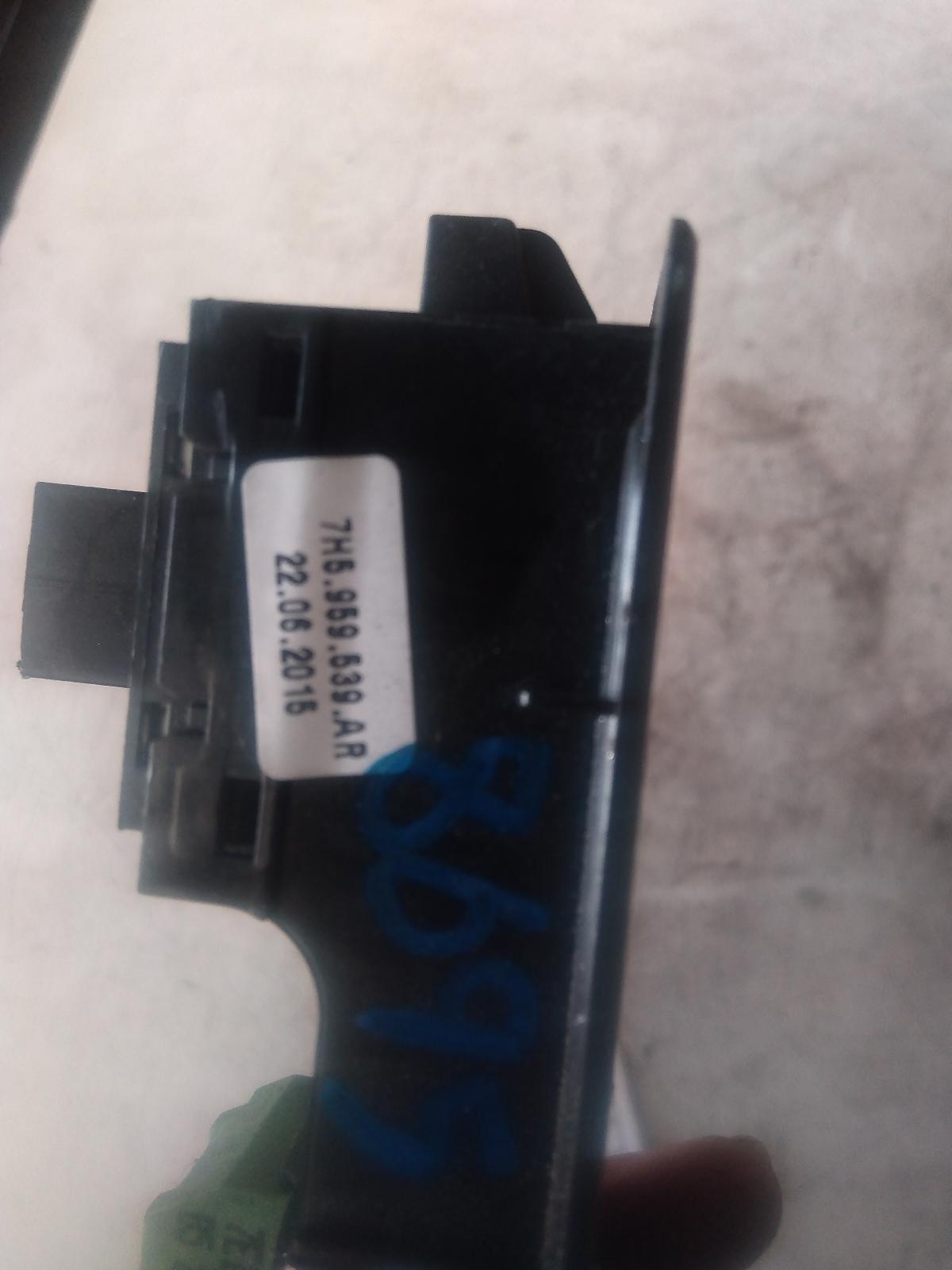 2016 Volkswagen Transporter Pwr Dr Wind Switch View Auto part Pwr Dr Wind Switch Volkswagen Transporter 2016