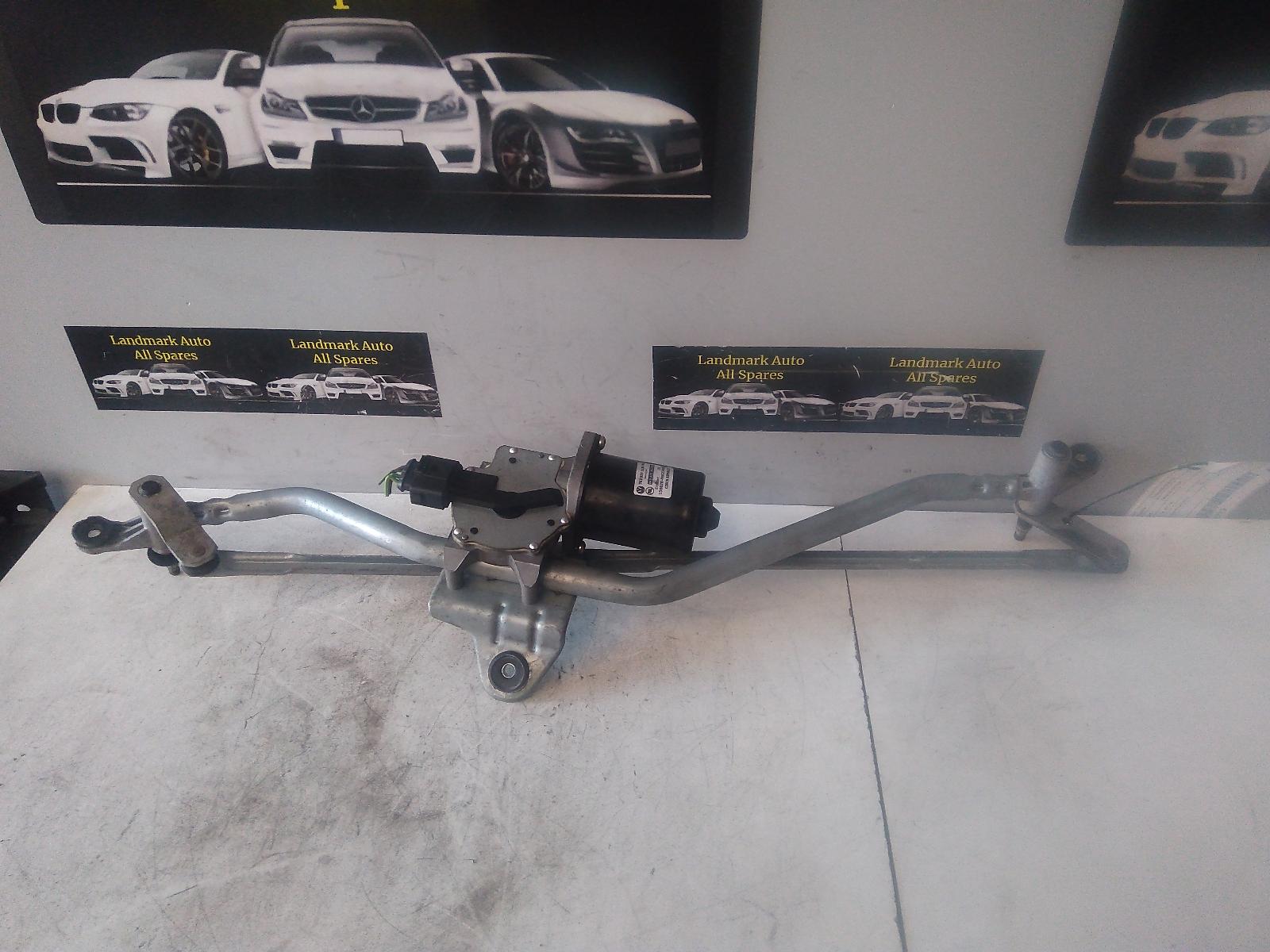 View Auto part Wiper Motor Volkswagen Transporter 2016