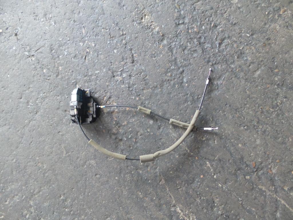 View Auto part Door/Boot/Gate Lock Mercedes X Class 2019