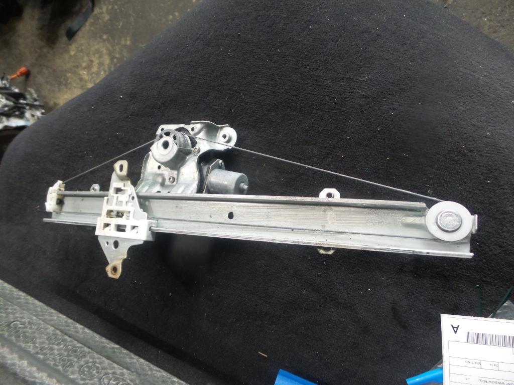 View Auto part Left Front Window Reg/Motor Mercedes X Class 2019