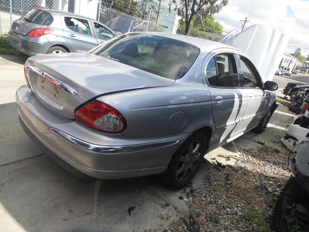 2003 Jaguar X Type Right Door Mirror View Auto part Right Door Mirror Jaguar X Type 2003
