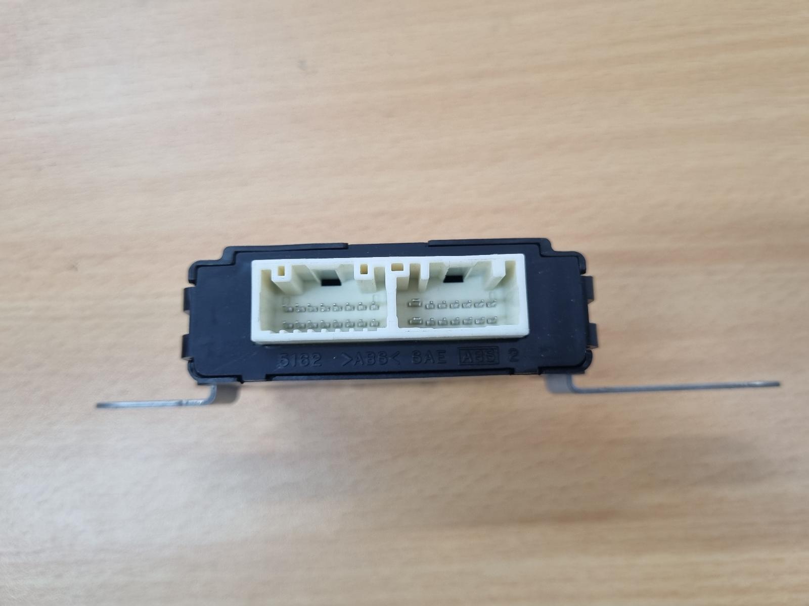 View Auto part Ecu Lexus Es Series (13-) 2016