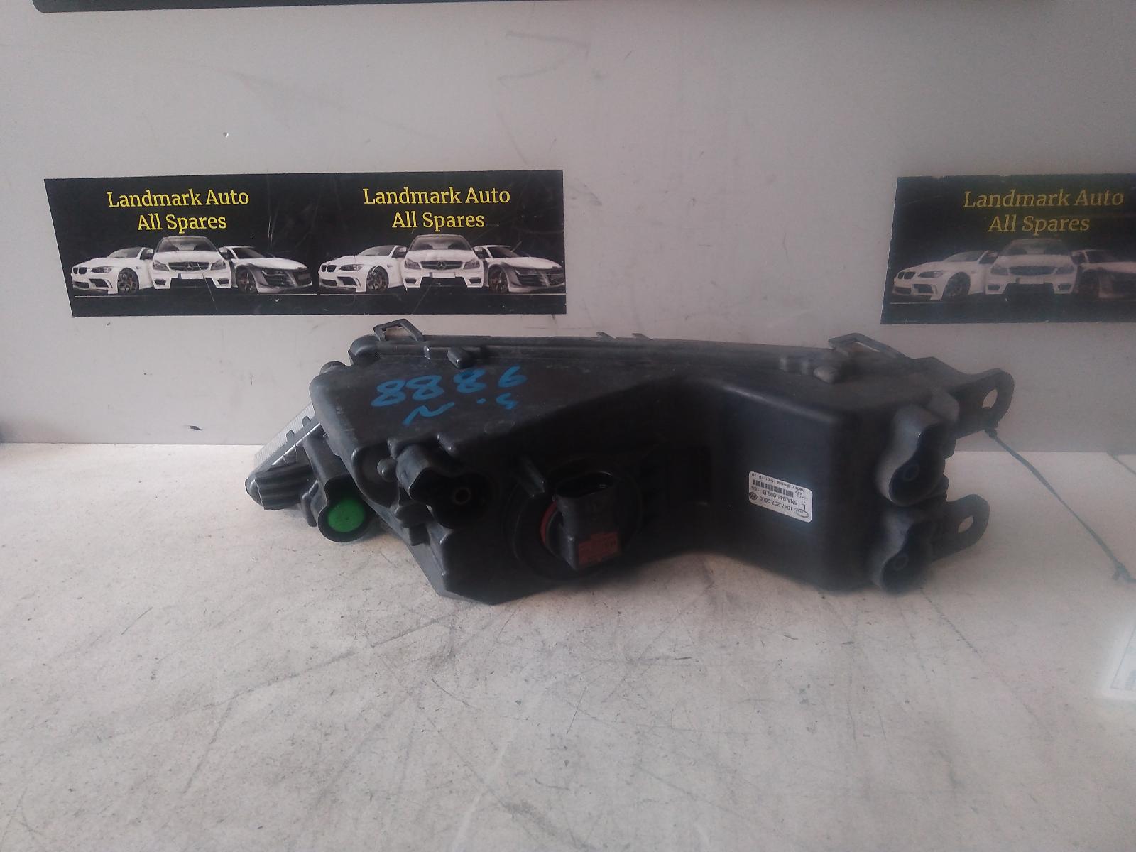 View Auto part Left Indicator/Fog/Side Volkswagen Tiguan 2019