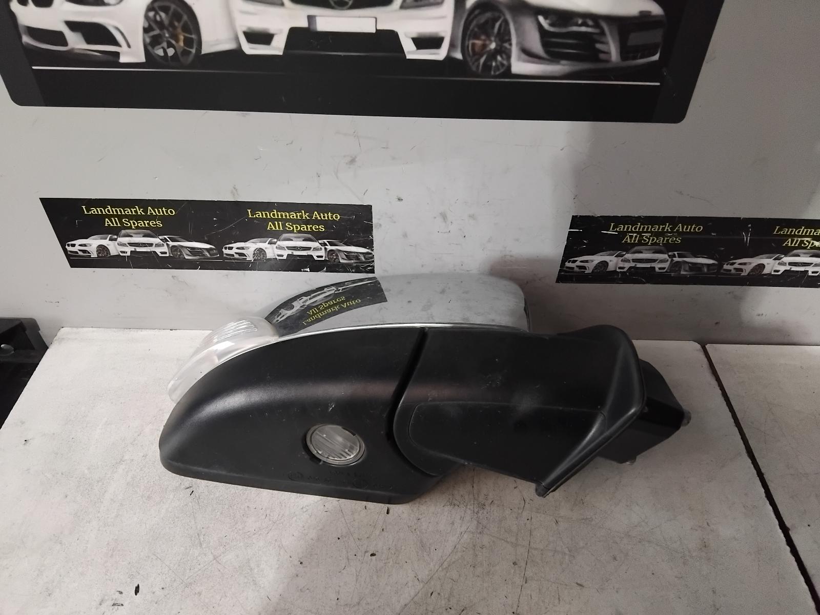 2018 Ford Everest Right Door Mirror View Auto part Right Door Mirror Ford Everest 2018