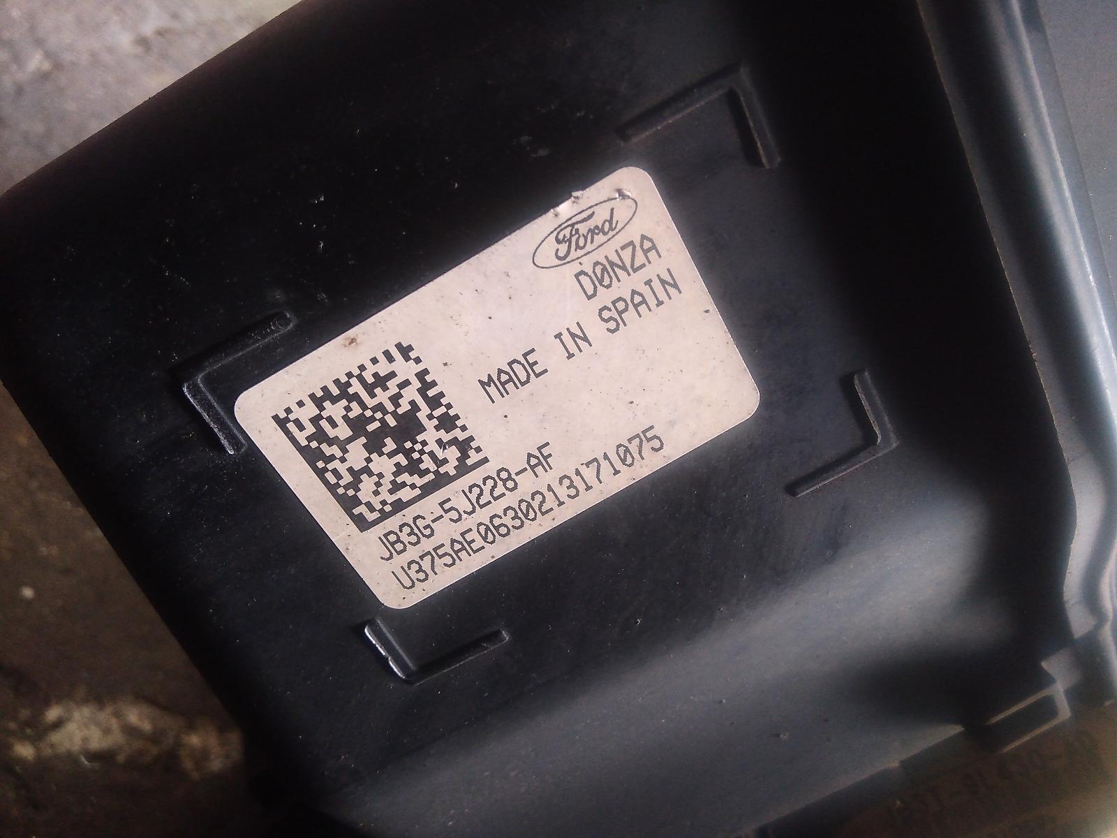 View Auto part Adblue Tank Ford Everest 2021