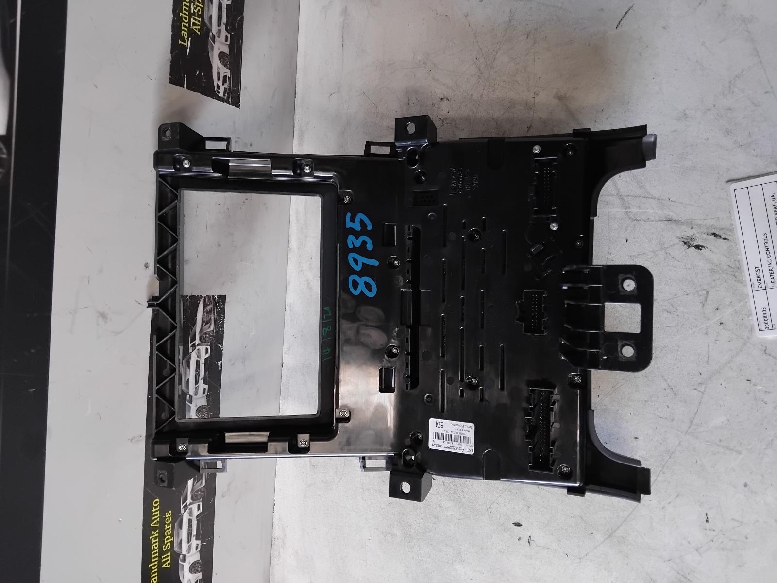 View Auto part Heater/Ac Controls Ford Everest 2021