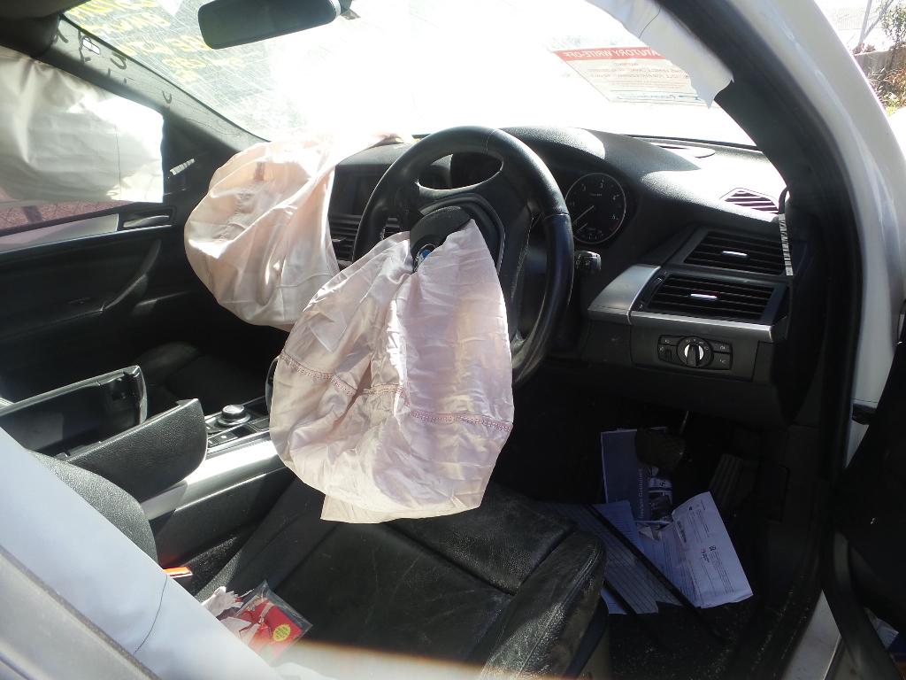 View Auto part Right Indicator/Fog/Side Bmw X5 2008