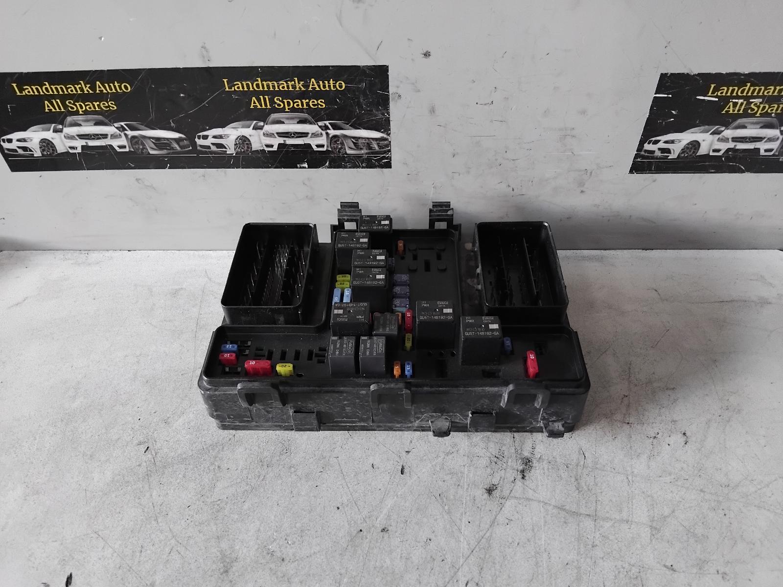 View Auto part Fuse Box Ford Everest 2021