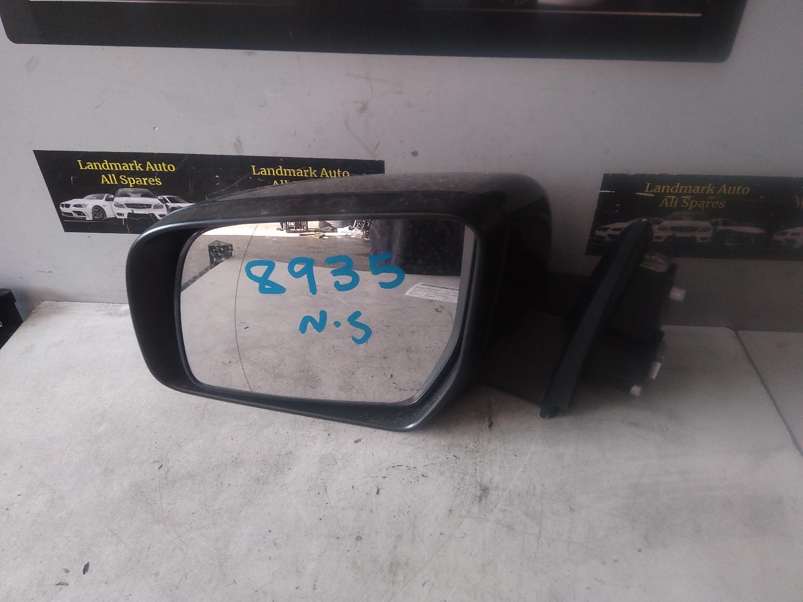 View Auto part Left Door Mirror Ford Everest 2021