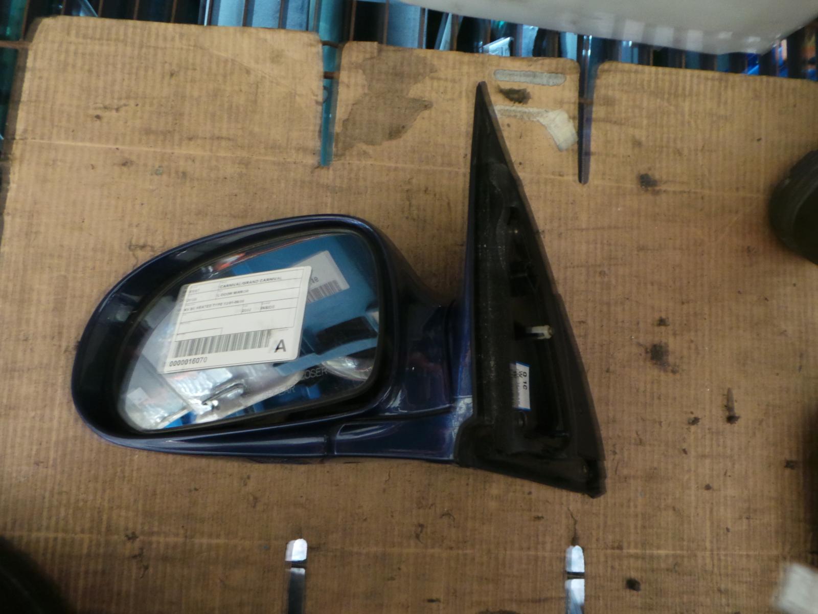 2002 Kia Carnival/grand Carnival Left Door Mirror View Auto part Left Door Mirror Kia Carnival/grand Carnival 2002