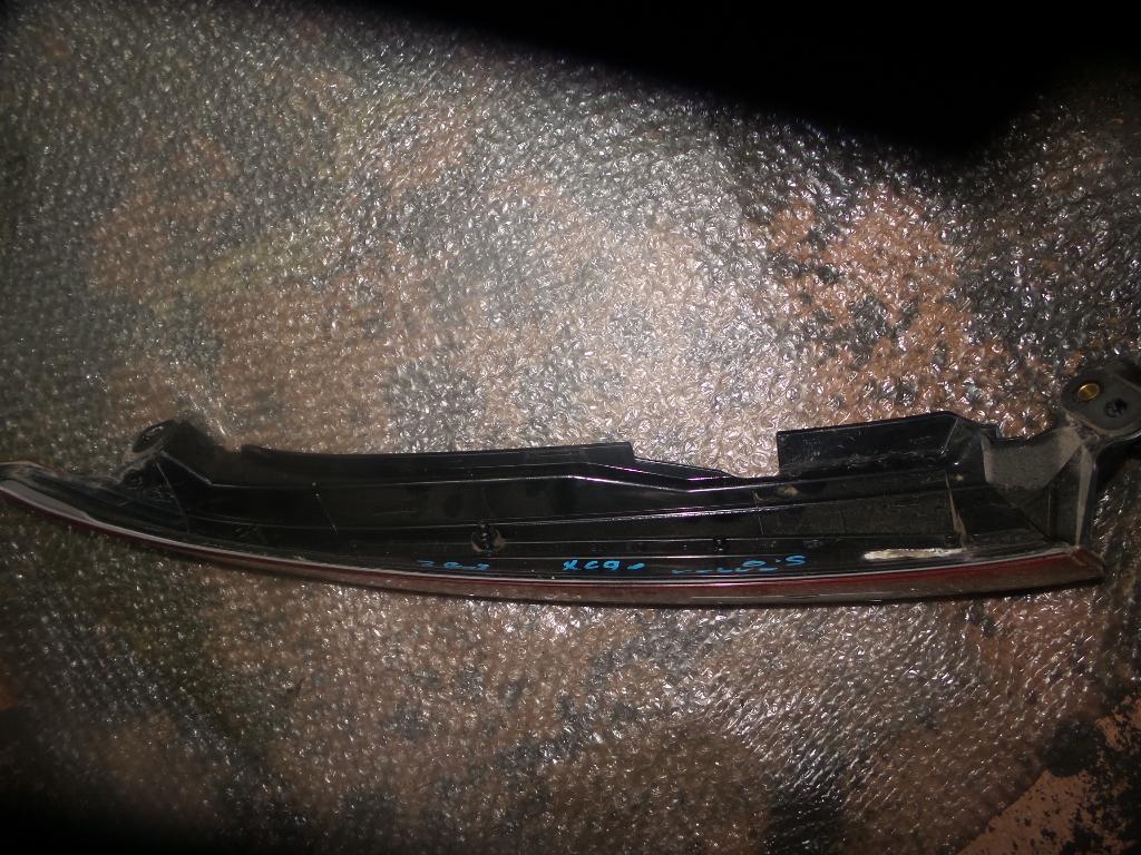 View Auto part Right Taillight Volvo Xc90 2004