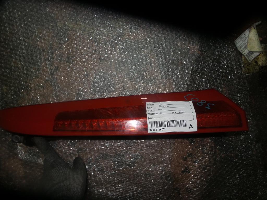 View Auto part Right Taillight Volvo Xc90 2004