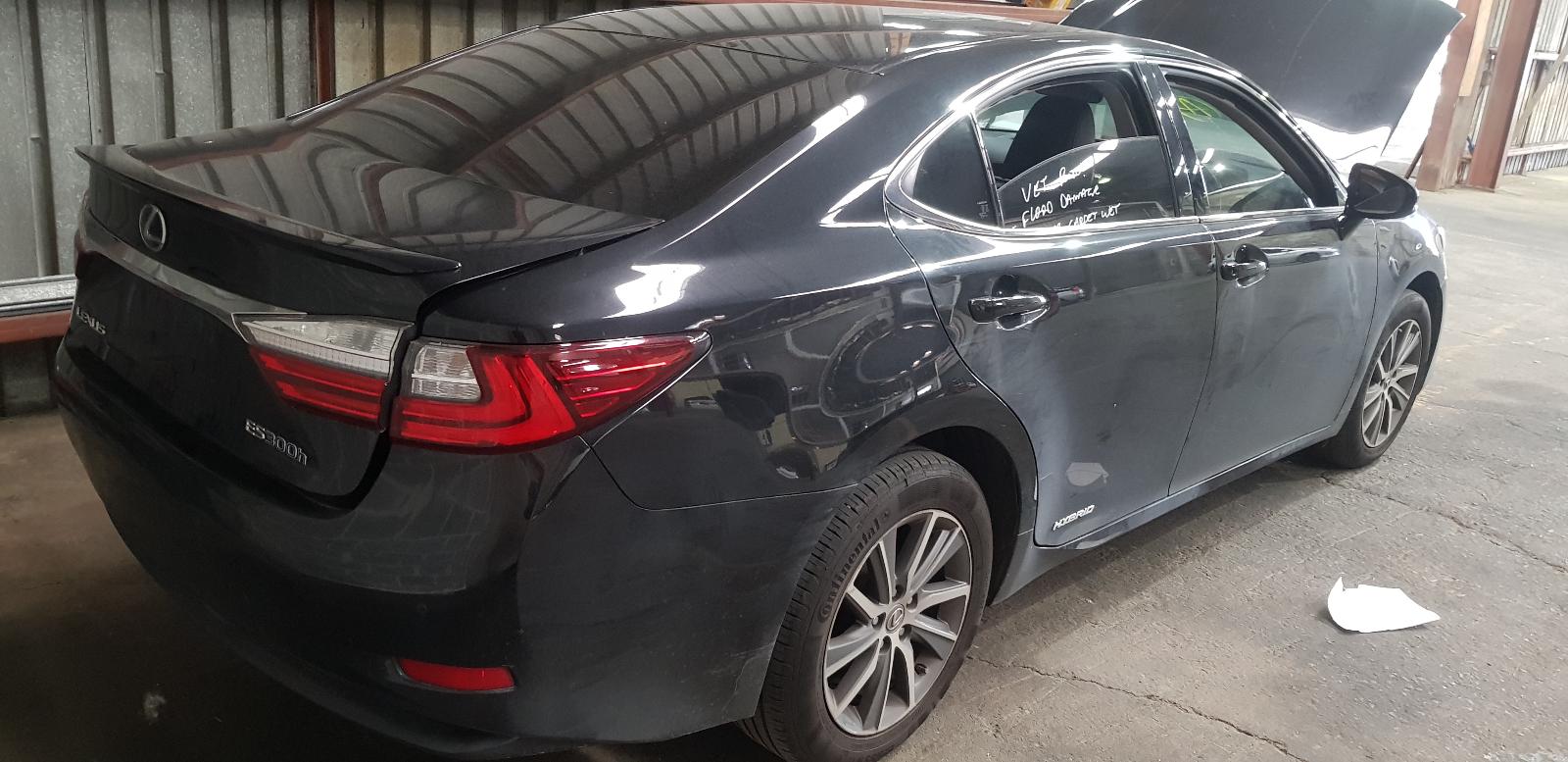 2016 Lexus Es Series (13-) A/C Condenser View Auto part A/C Condenser Lexus Es Series (13-) 2016