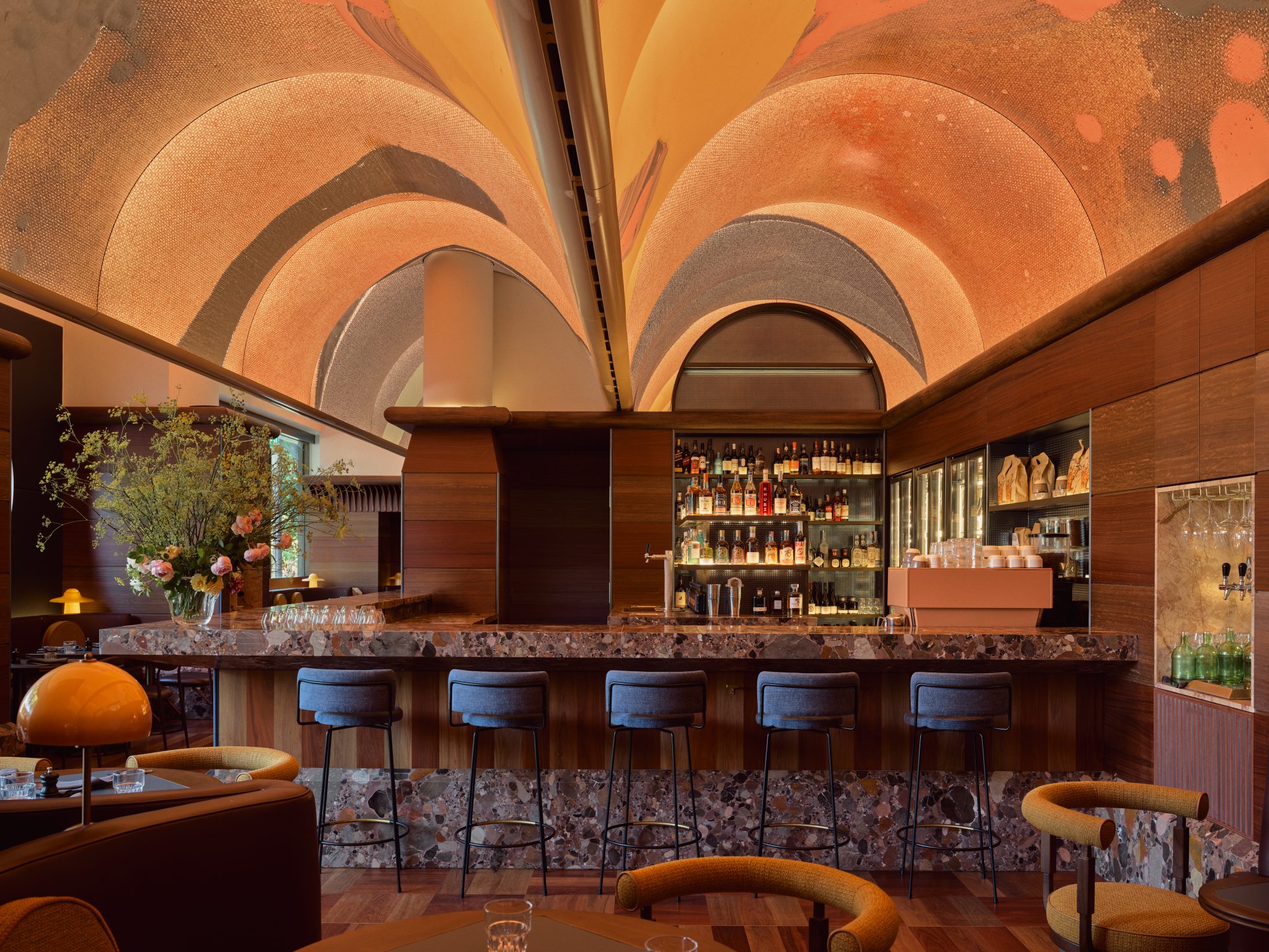 Bar Julius