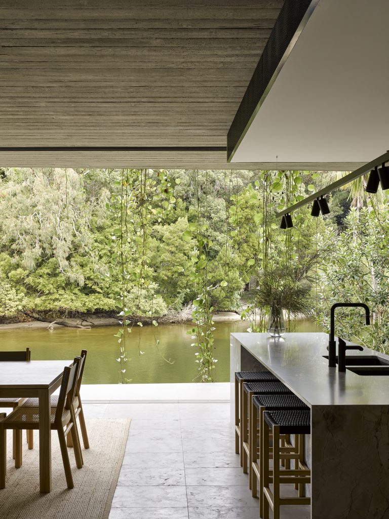 Witta Circle by Shaun Lockyer Architects