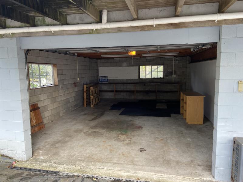 Garage for rent in Titirangi, Auckland 0604