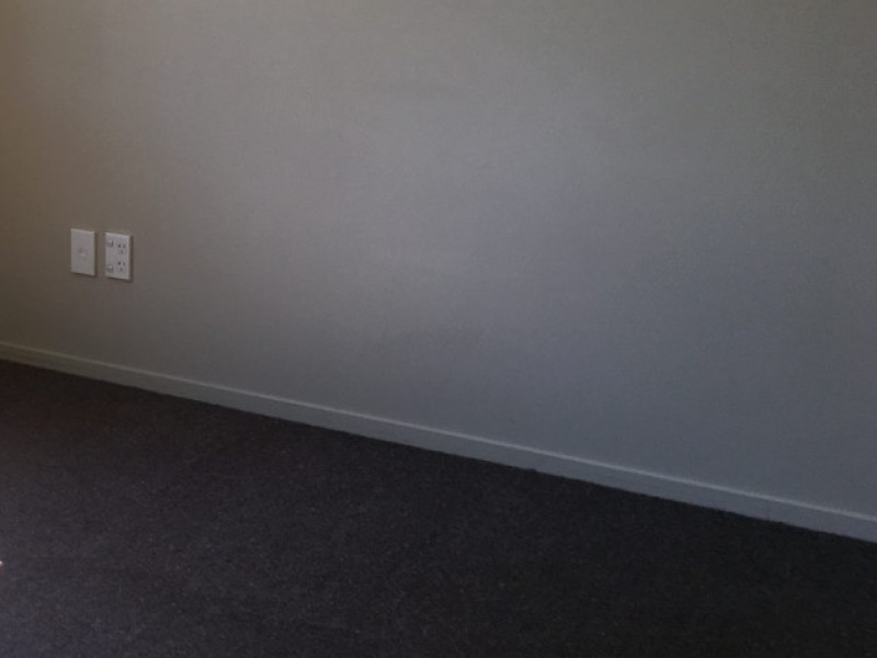 space for short-term storage of bags, boxes