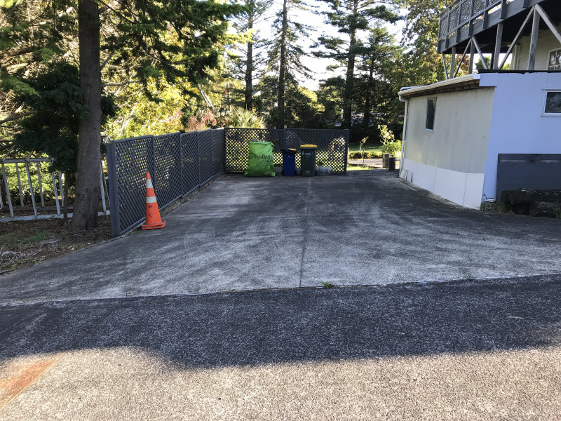 Parking Space space for rent in Titirangi, Auckland 0604
