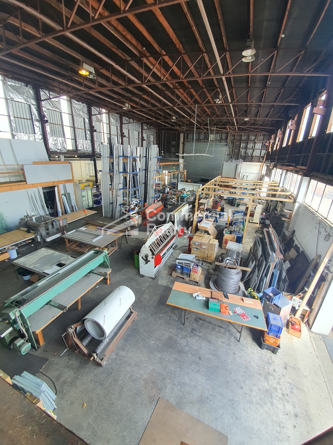 1138 sqm warehouse + yard - Image 2