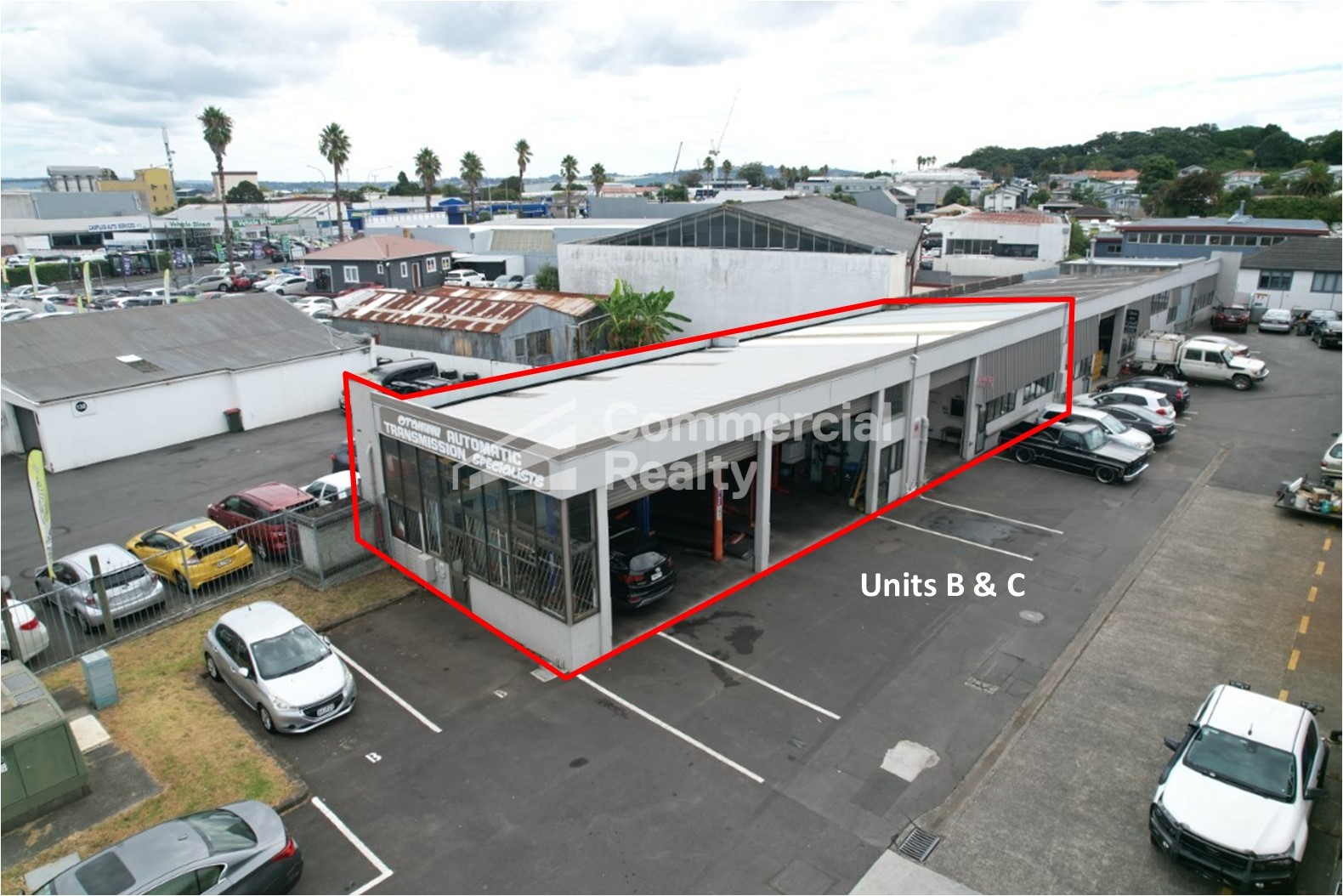 PRICE REDUCED! OWNER WANTS ACTION! PRESENT OFFERS! - Image 10