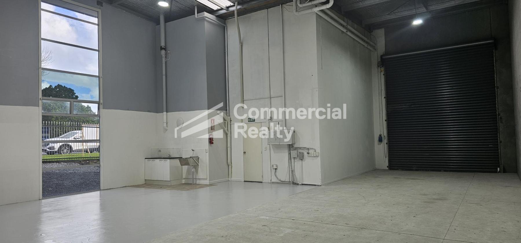 Corporate Quality at the Airport Oaks - Image 2