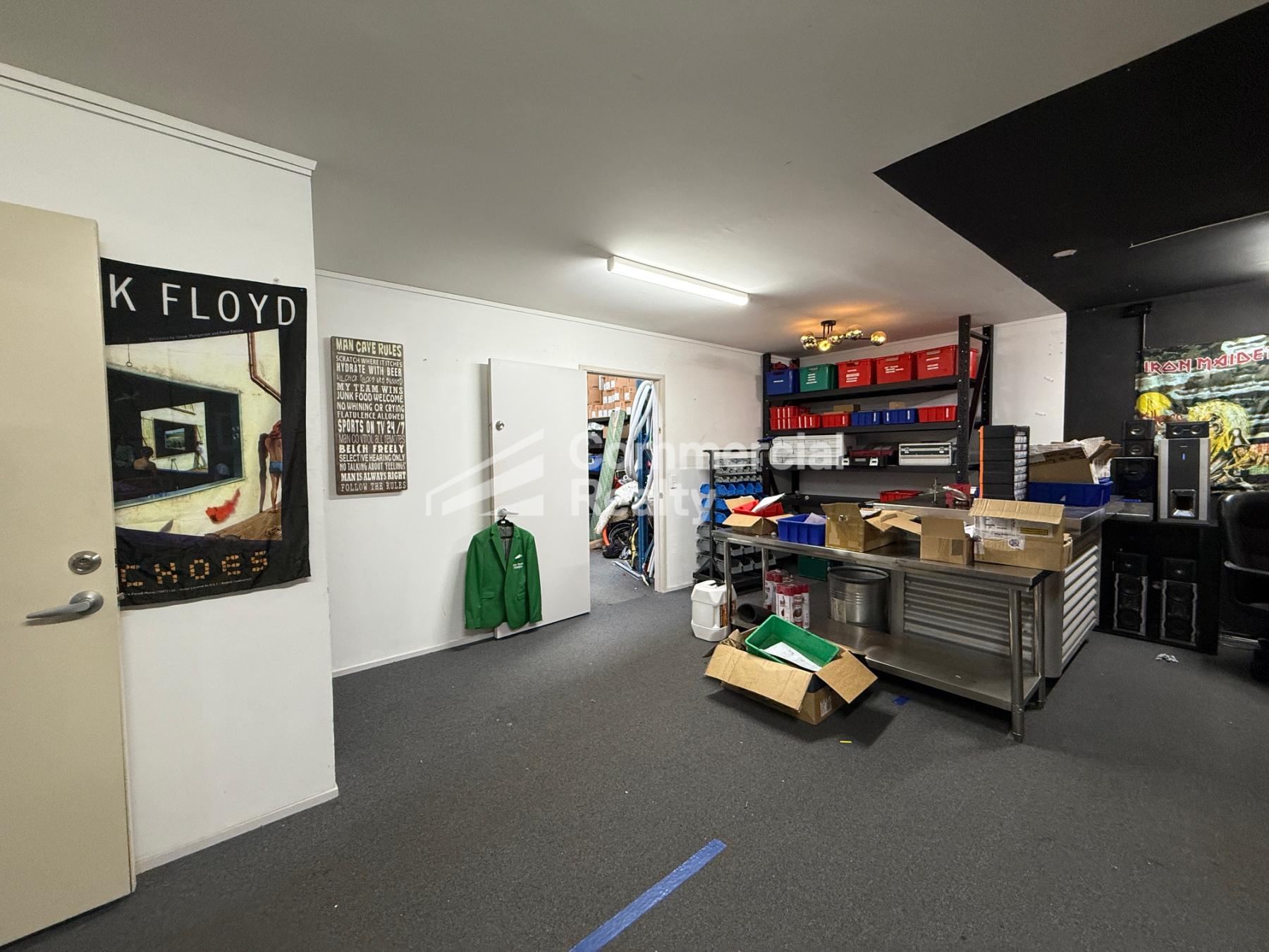 120sqm Warehouse and Office on Polaris Place - Image 5