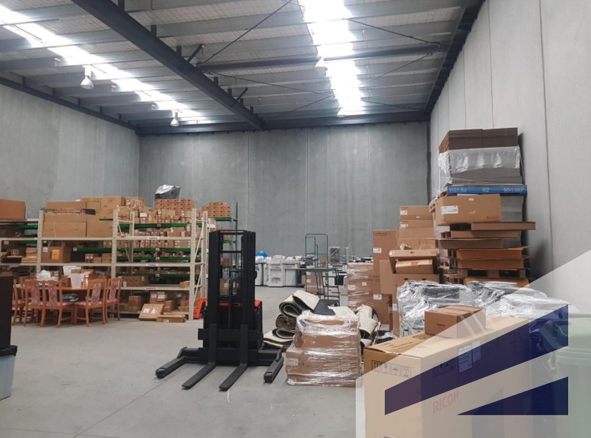 380sqm Warehouse and Office available now! - Image 2
