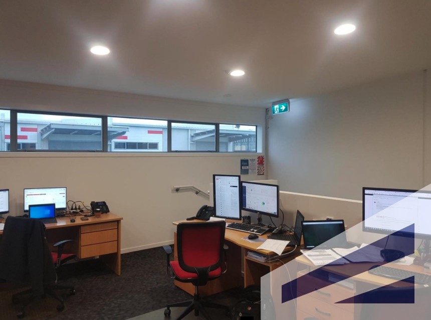 380sqm Warehouse and Office available now! - Image 3