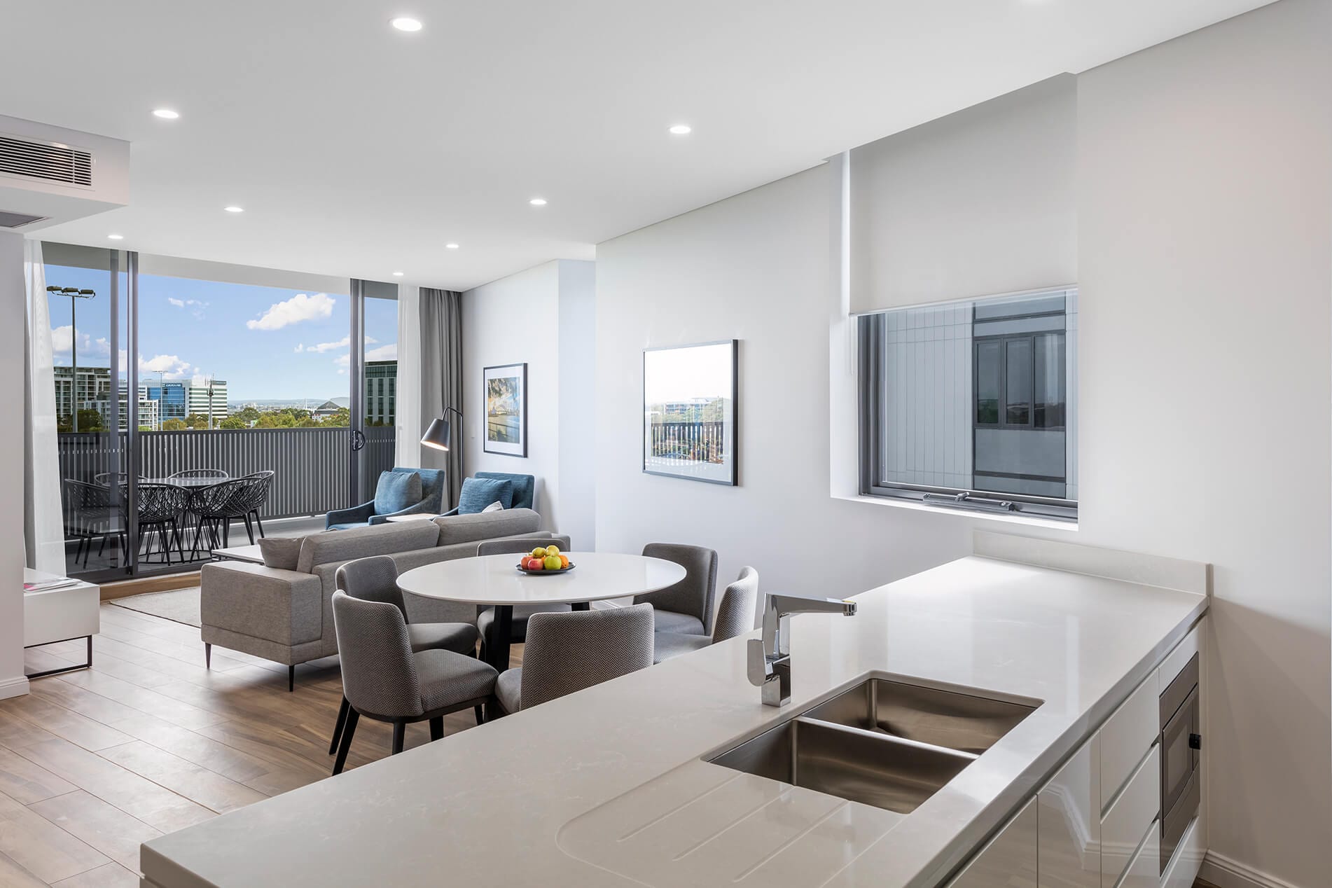 Meriton Suites Waterloo, Sydney Luxury in Waterloo