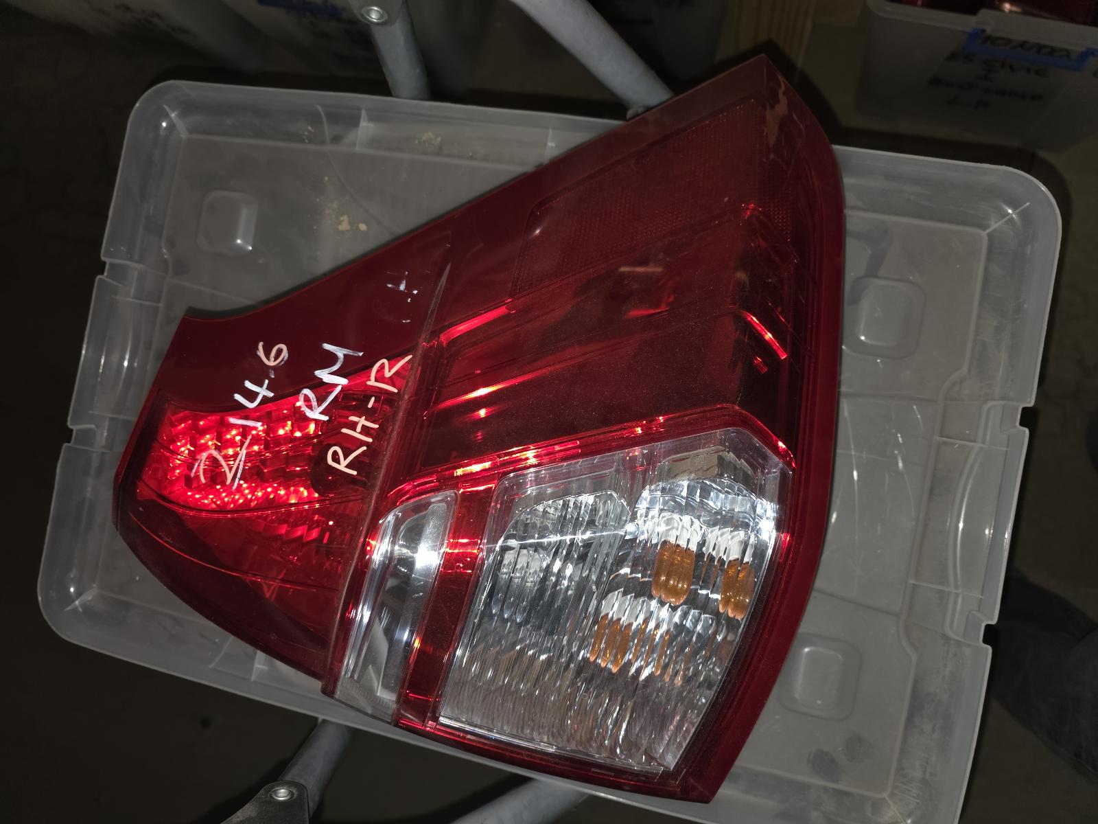View Auto part Right Taillight Honda Crv 2014