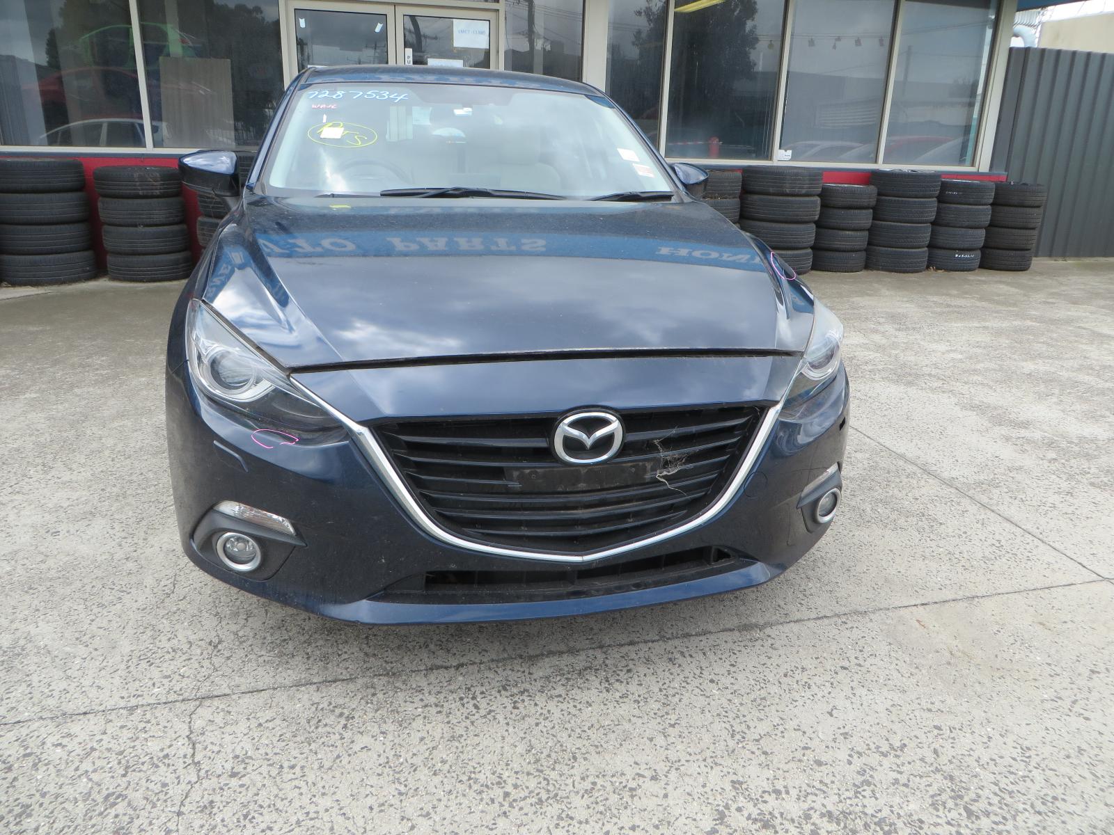 View Auto part Right Door Mirror Mazda 3 2015