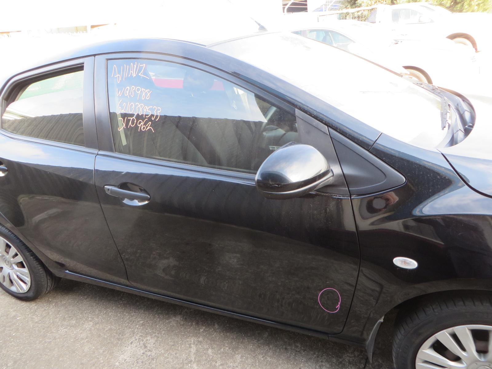 View Auto part Grille Mazda 2 2008