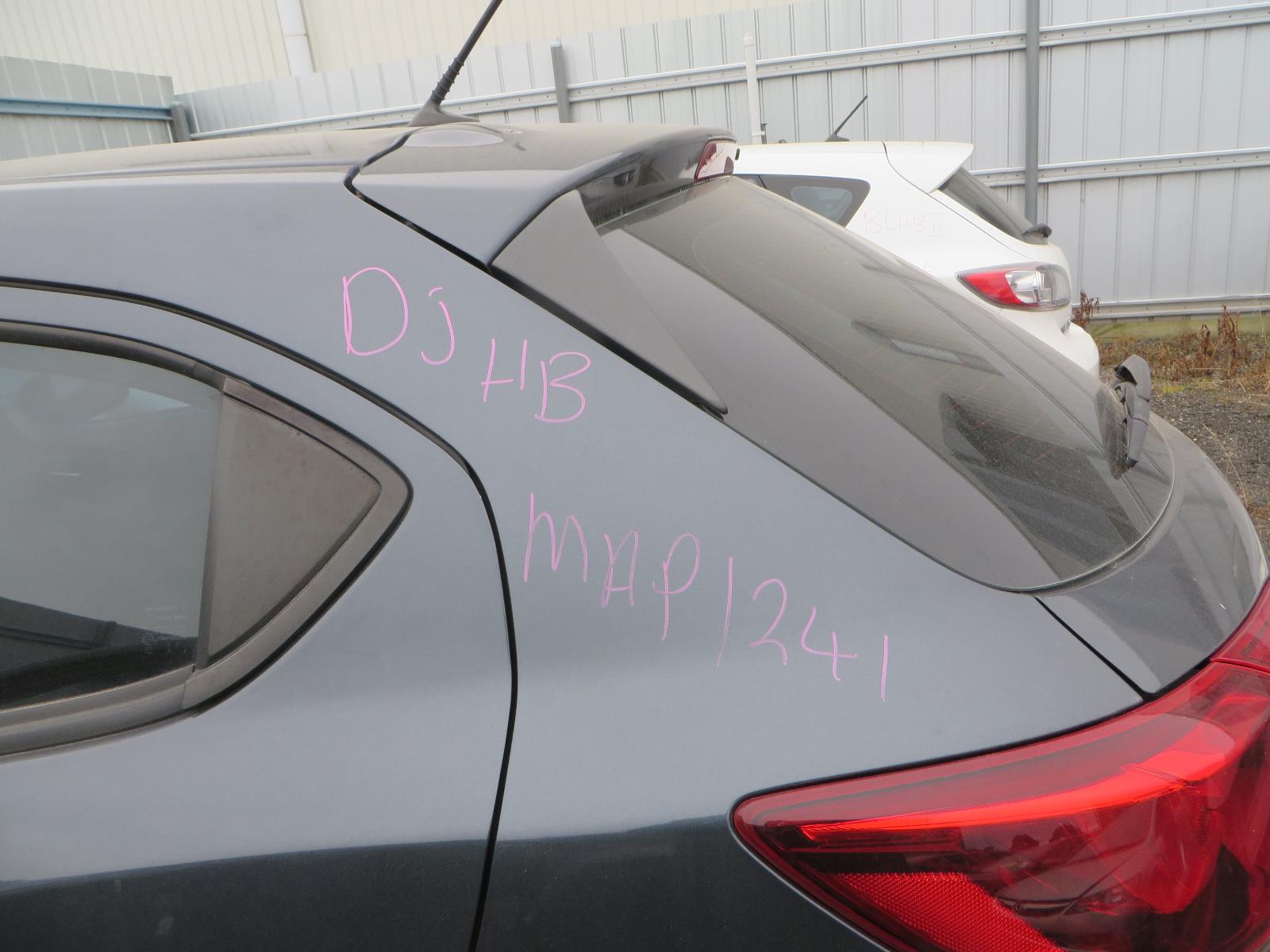 View Auto part Grille Mazda 2 2016