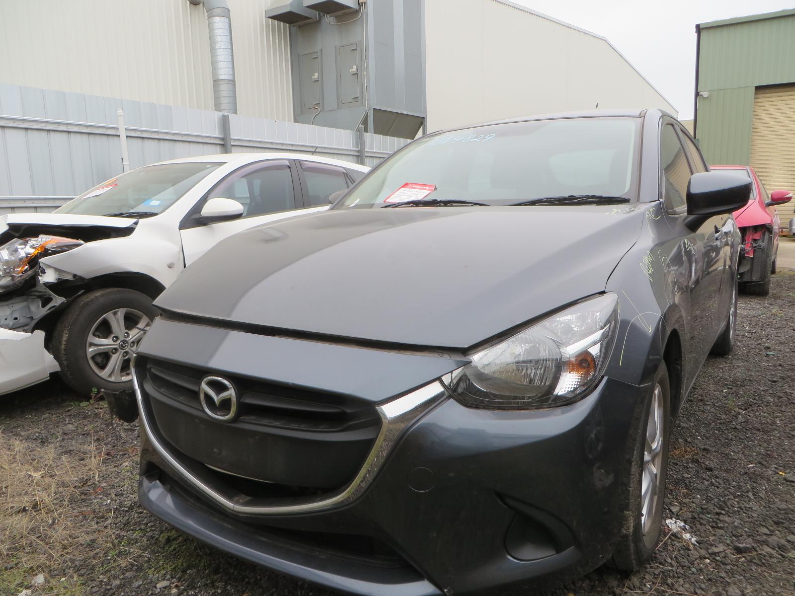 View Auto part Grille Mazda 2 2016
