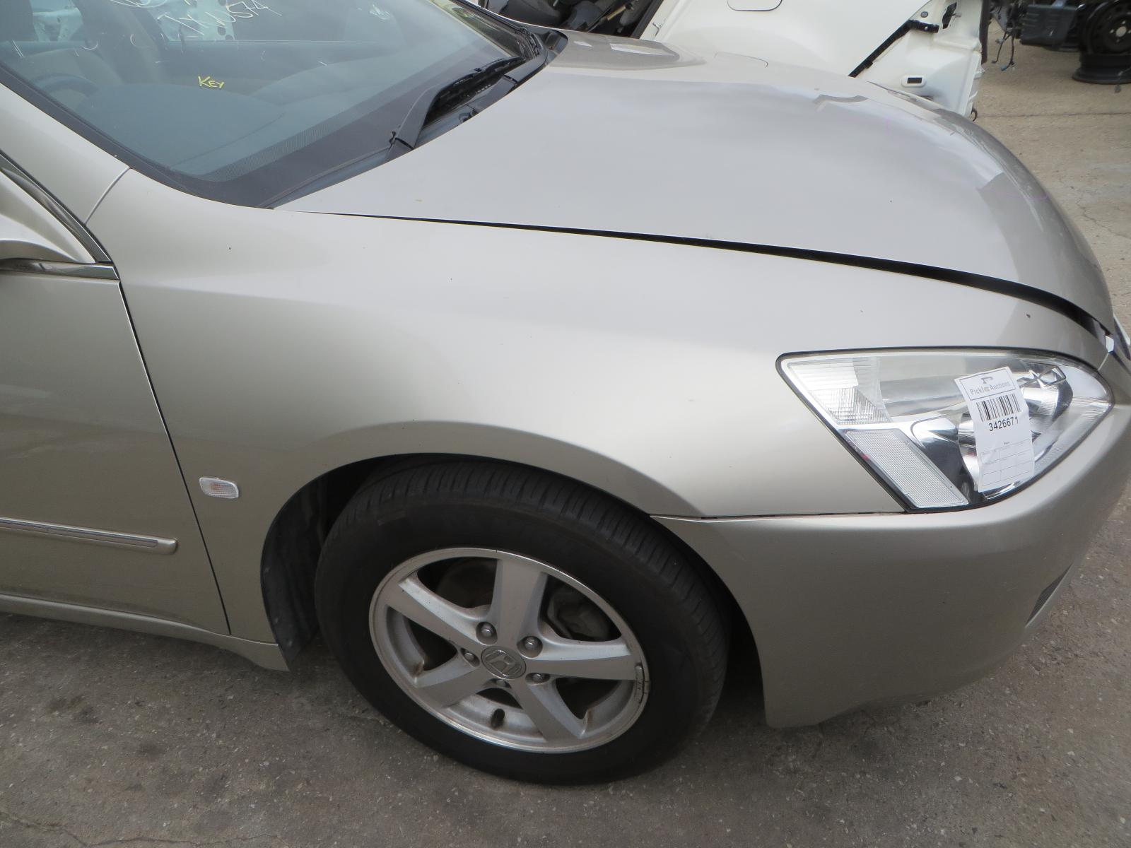 View Auto part Radiator Honda Accord 2006