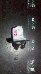 View Auto part Door/Boot/Gate Lock Nissan Xtrail 2015