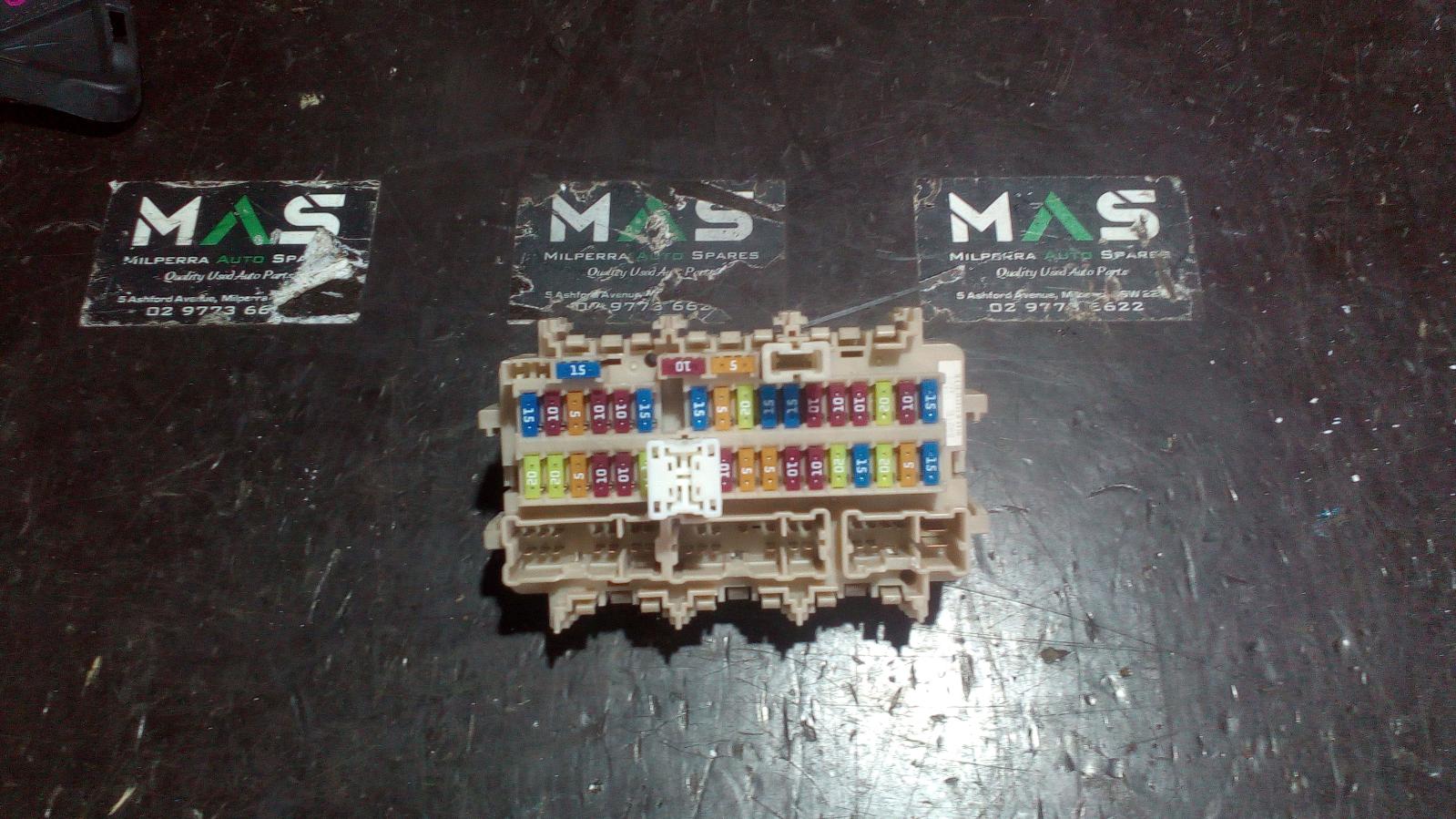 View Auto part Fuse Box Nissan Xtrail 2015