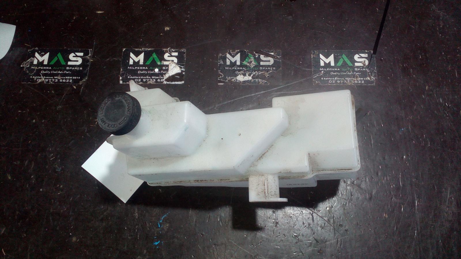 View Auto part Overflow Bottle Nissan Xtrail 2015
