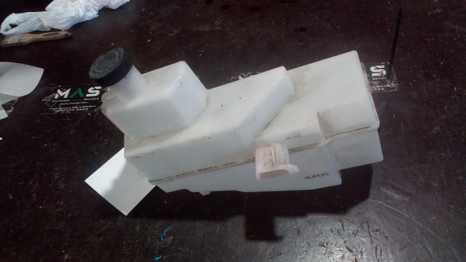 View Auto part Overflow Bottle Nissan Xtrail 2015