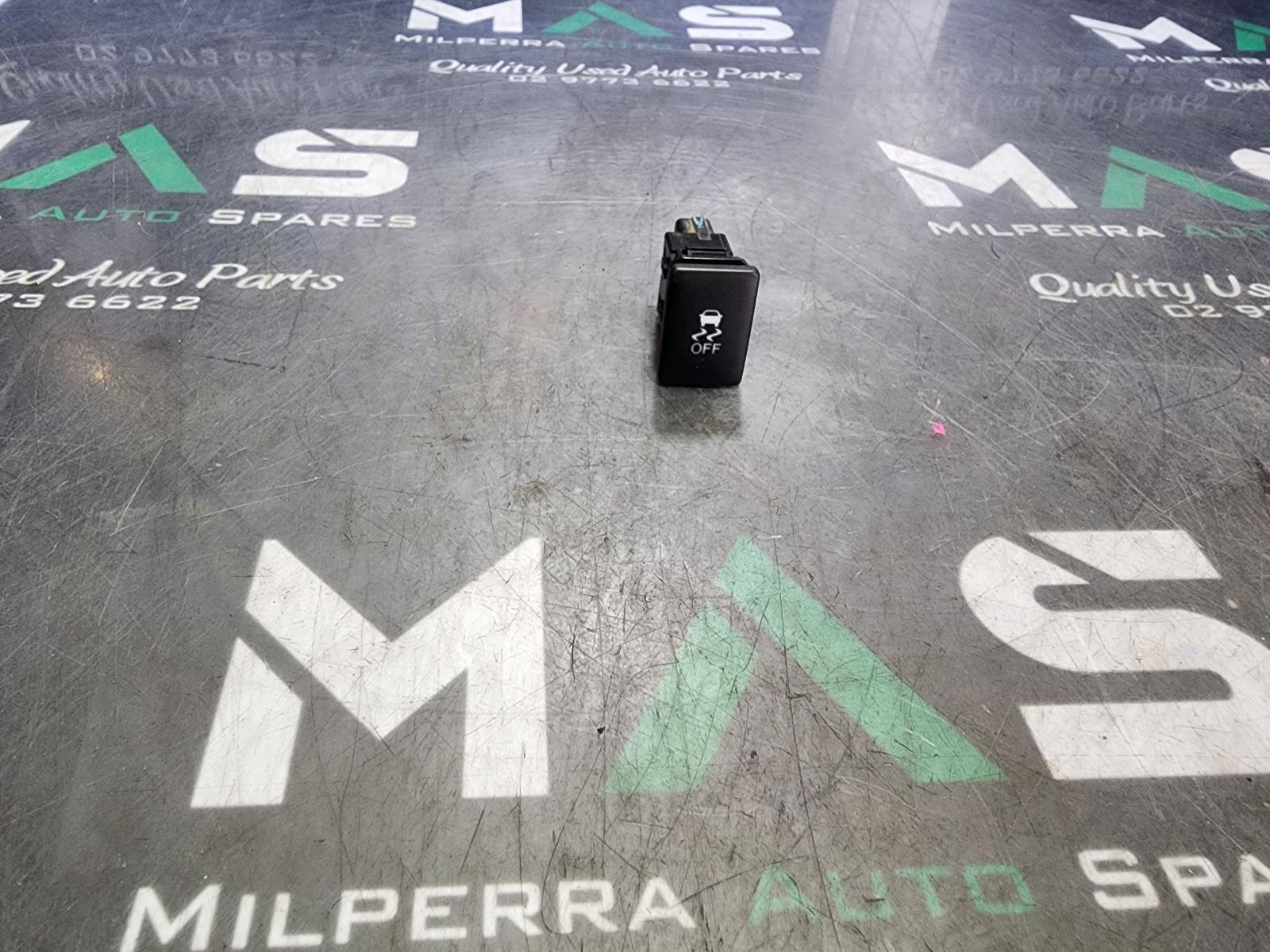 View Auto part Misc Switch/Relay Toyota Hilux 2018