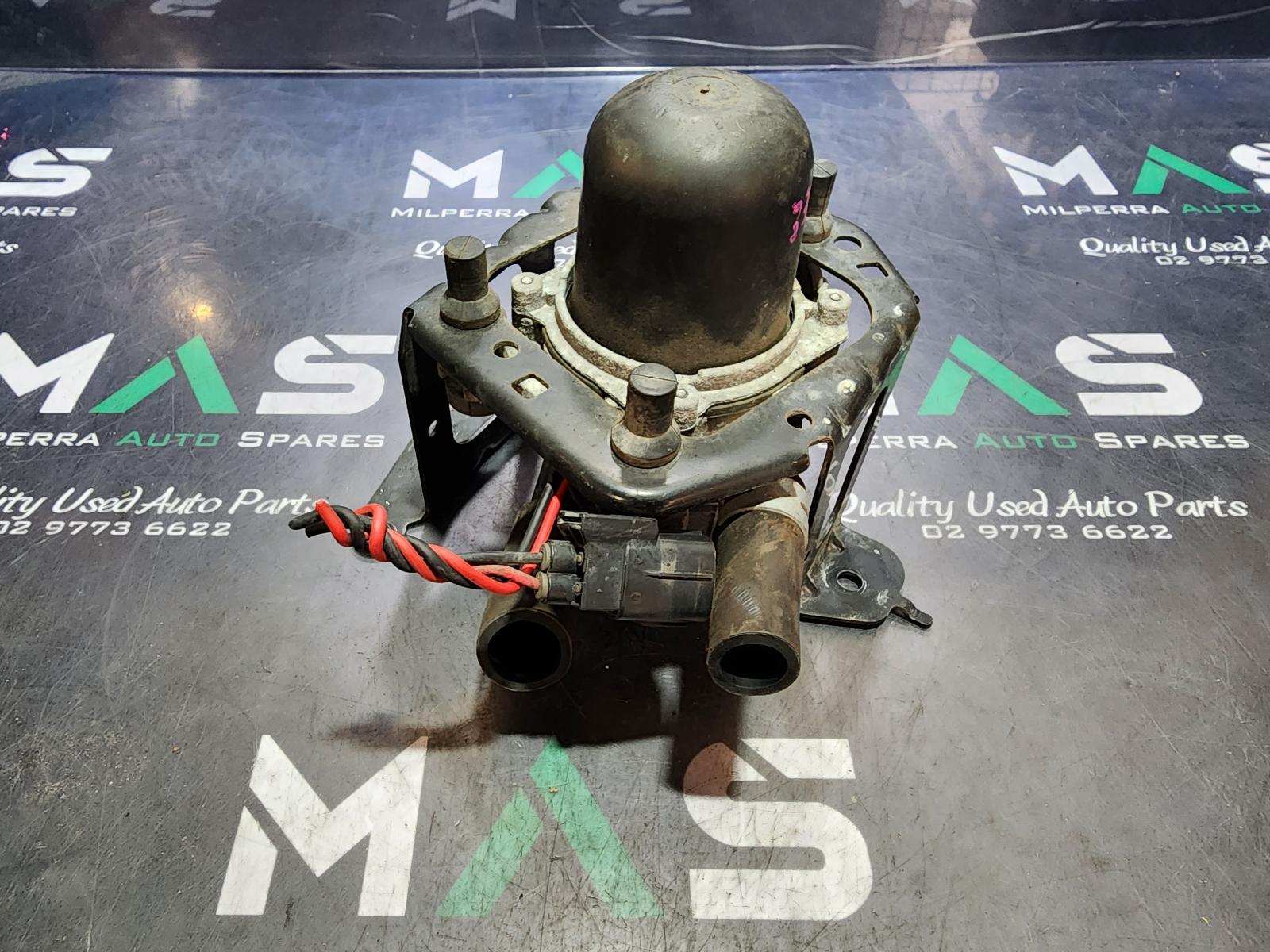 View Auto part Vacuum/Air Pump Toyota Hilux 2018