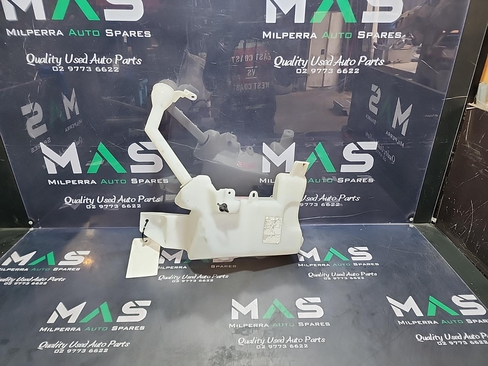 View Auto part Washer Bottle Nissan Qashqai 2016