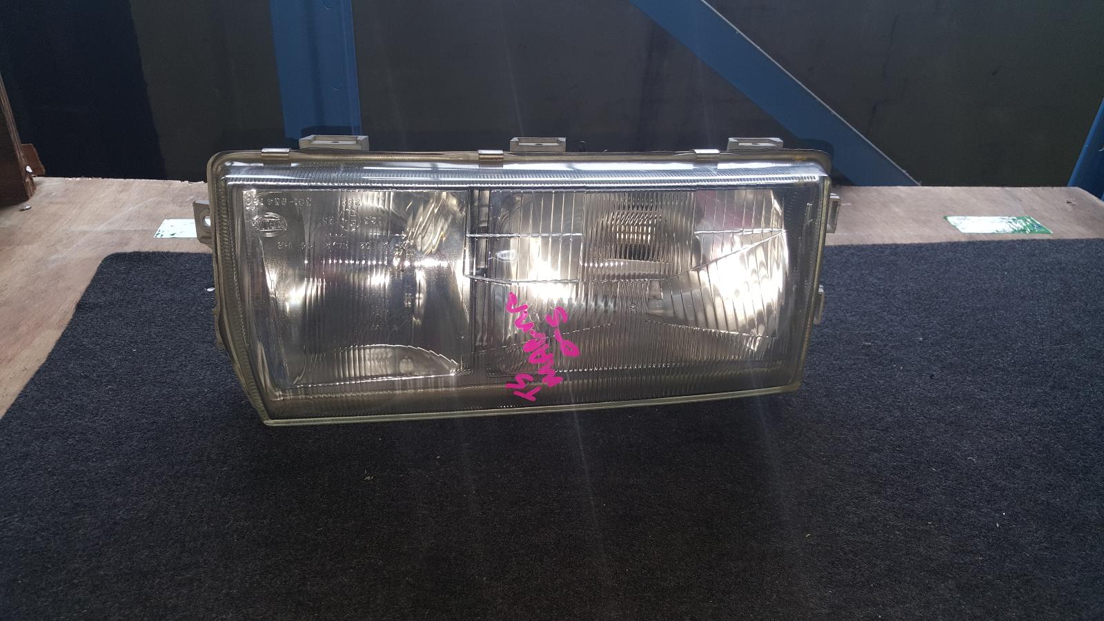 1996 Mitsubishi Magna Right Headlamp View Auto part Right Headlamp Mitsubishi Magna 1996