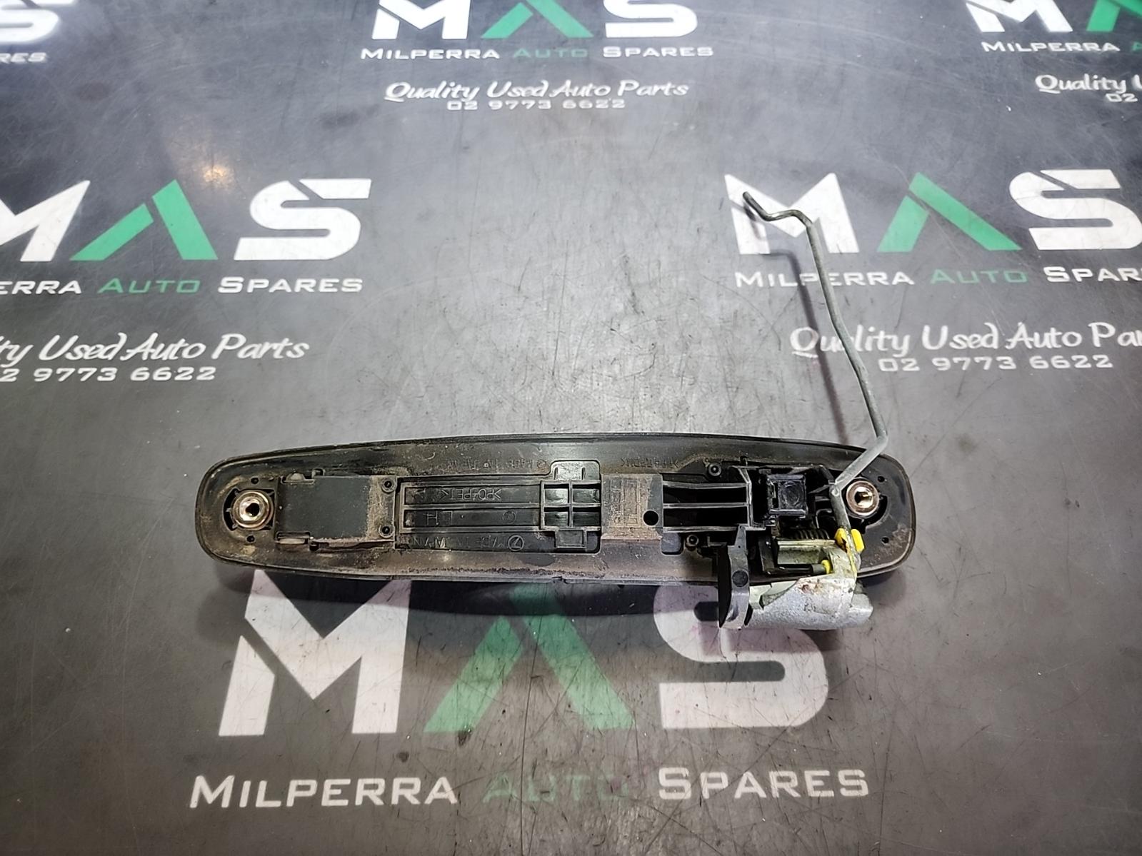 View Auto part Door Handle Subaru Forester 2005