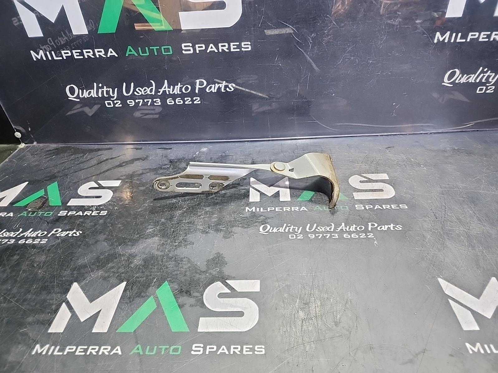 View Auto part Bonnet Hinge/Strut Honda Civic 2004