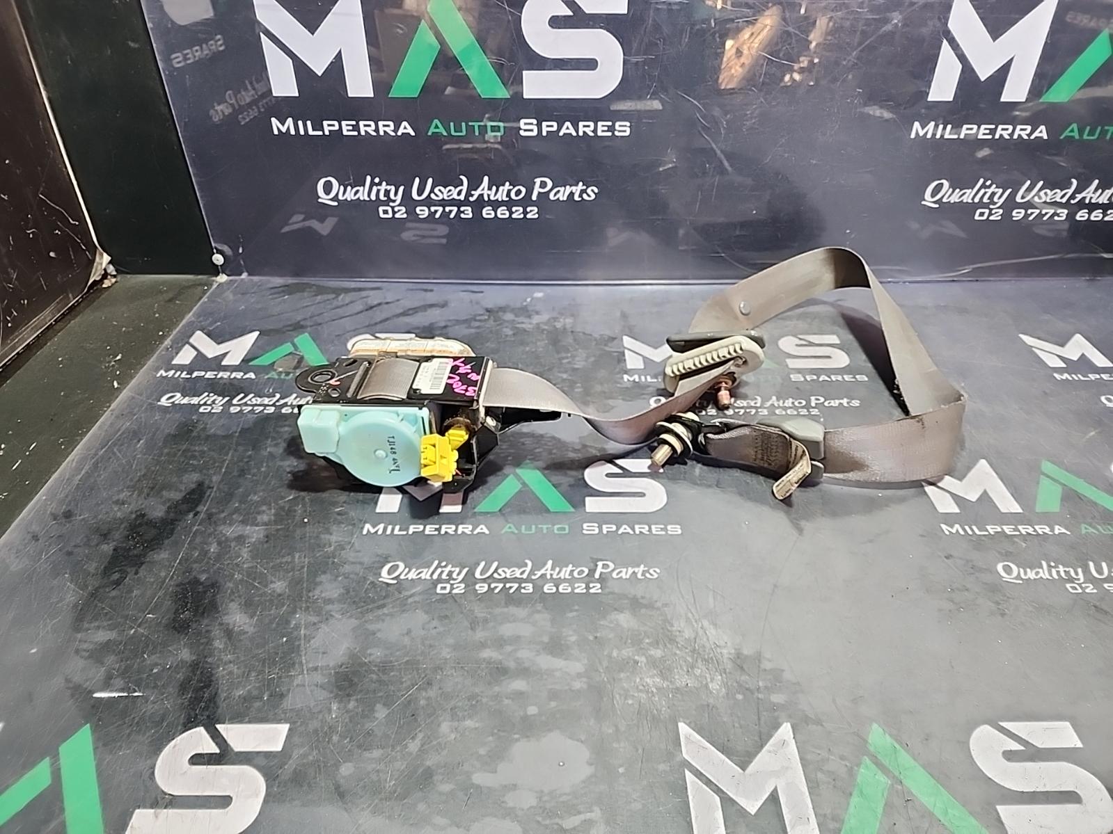 View Auto part Seatbelt/Stalk Honda Civic 2004
