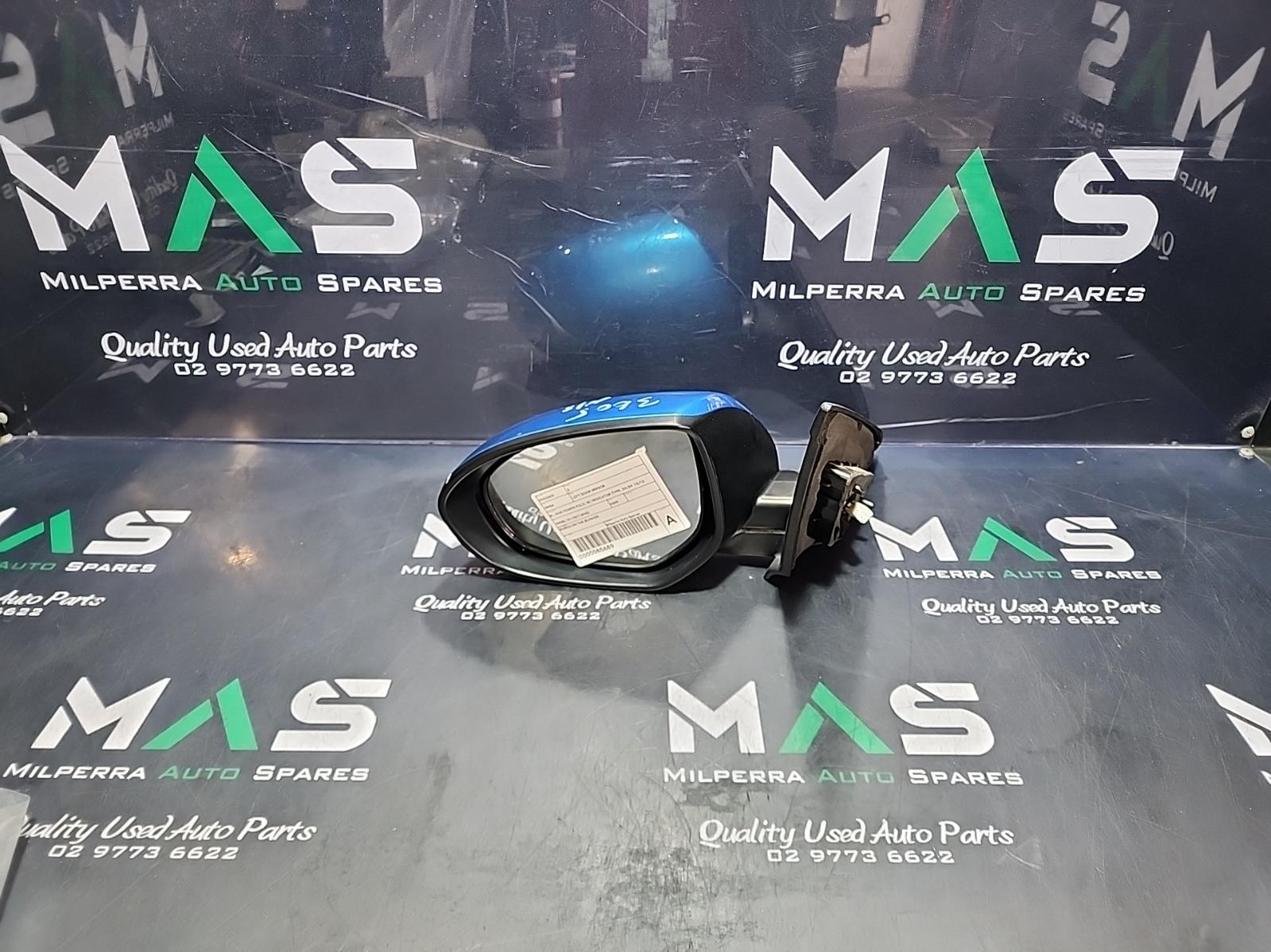 View Auto part Left Door Mirror Mazda 3 2009