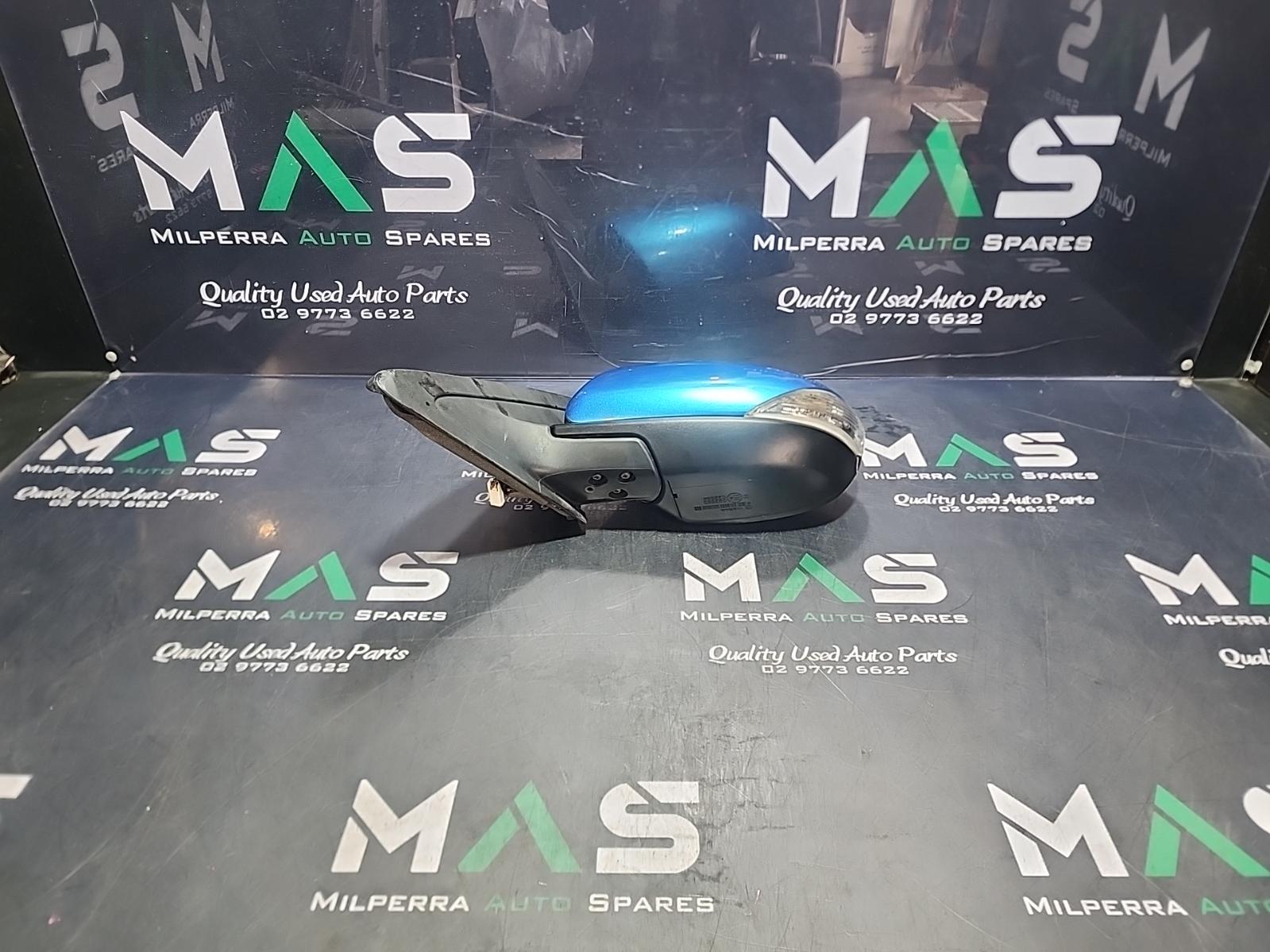 View Auto part Left Door Mirror Mazda 3 2009